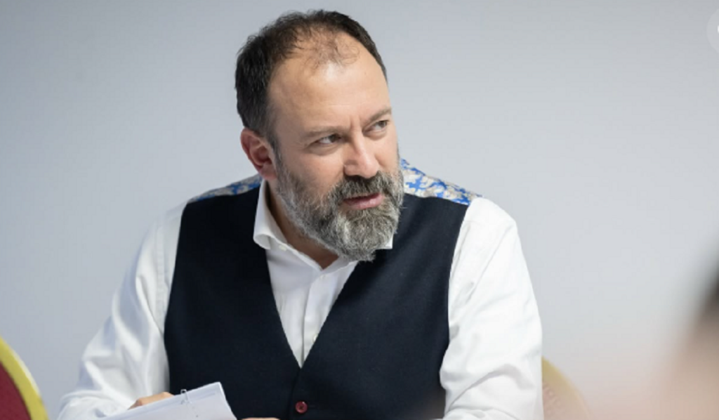 Urdhri i Ramës për dorëheqjet e drejtorëve, Mazniku: Qeveria plan të vjetër për përmirësimin e mënyrës sesi funksionon meritokracia në procesin e përzgjedhjes në administratë mazniku 2