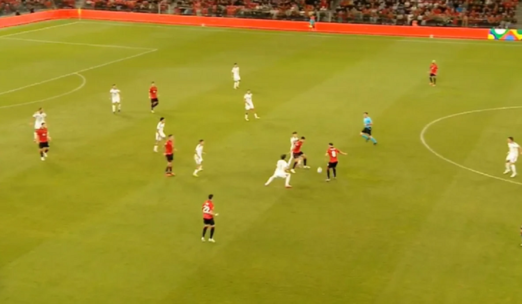 Asllani kalon në avantazh Shqipërinë nga 11 metërshi, 2-1 për kombëtaren ndeshje 3