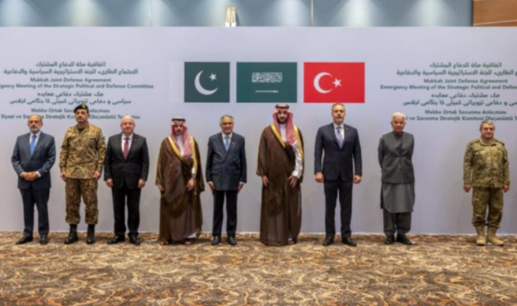 Pas sulmeve nga Huthit, Pakistani, Arabia Saudite dhe Turqia bien dakort të vendosin trupa ushtarake në Mbretëri pakistani