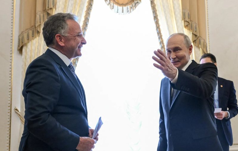 Putin pranon rifillimin e negociatave trepalëshe për Ukrainën rusia